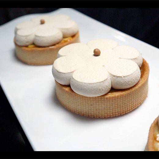 Demonstration video<span>Tarta de Callebaut Gold y Frutos tropicales</span>