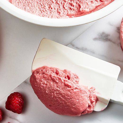 Chocolate mousse with ruby rb1 (for entremets)