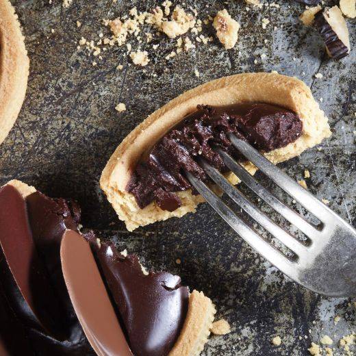 Tonka bean tartlets