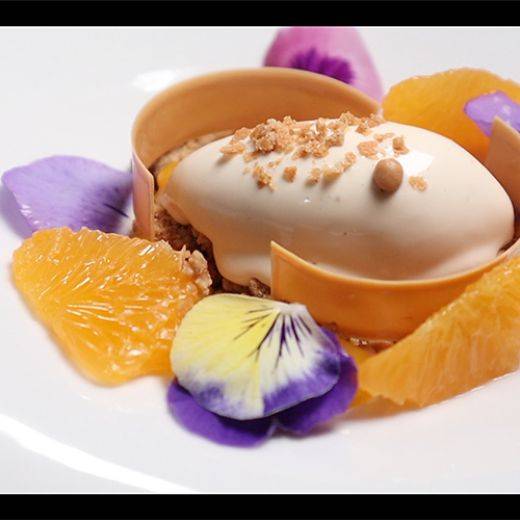 Demonstration video<span>Callebaut Gold Ice Cream</span>