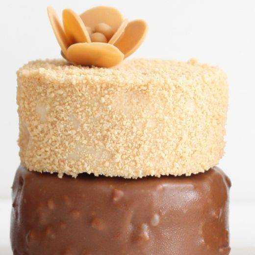 Brownie with GOLD mousse