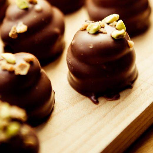Bonbons fève de Tonka et pistaches caramélisées