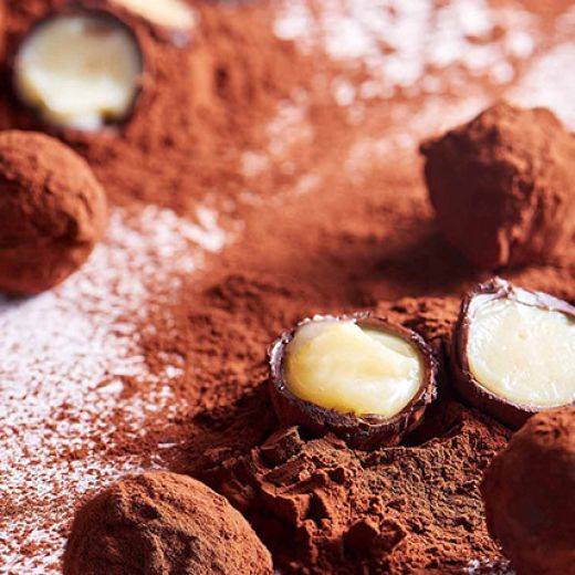 Mona Lisa - White Chocolate Truffle shells | callebaut.com