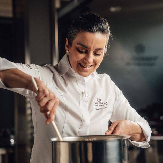 Yeşim Erol