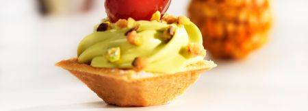 Pistachio cream tartlet
