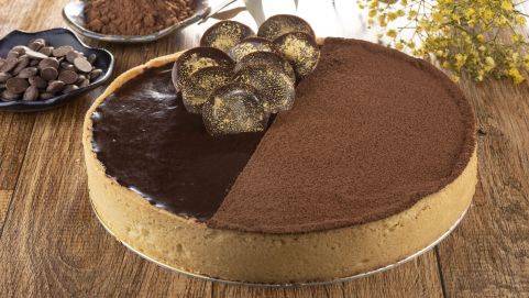 Torta de caramelo e chocolate