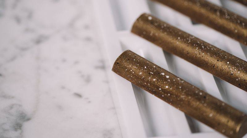 Crispy Praliné Molded Bars