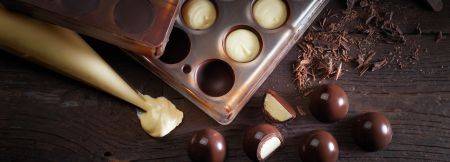 White chocolate ganache for moulded pralines