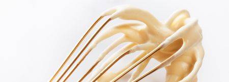 Gold chocolate mousse