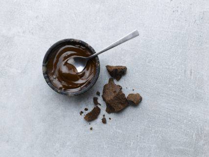 Organic dark truffle filling
